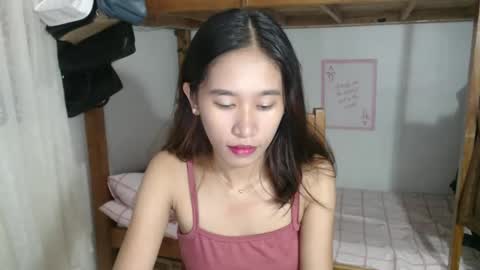 Snapshot of rea_petite chatting on September 26, 2025, 6:45 pm Yna online show from September 26, 2025, 6:45 pm