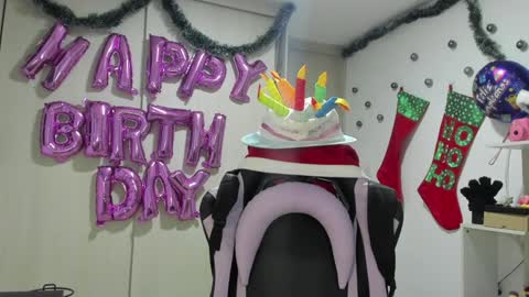 Snapshot of rea_winry chatting on December 8, 2024, 4:25 am Rea online show from December 8, 2024, 4:25 am