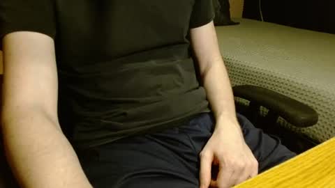 Snapshot of readytocum90 chatting on June 26, 2026, 1:10 am Scrappy Coco online show from June 26, 2026, 1:10 am