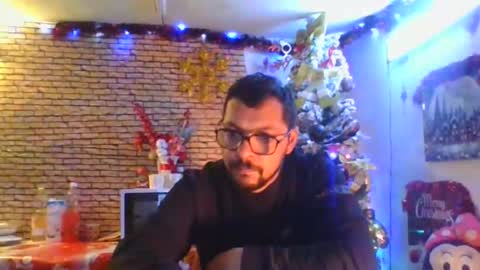 Snapshot of real_coupl3 chatting on December 14, 2025, 6:41 am real_coupl3 online show from December 14, 2025, 6:41 am