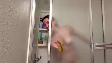 realbeccablair online show from May 20, 2026, 8:59 pm