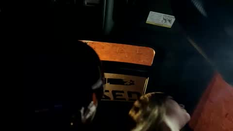 Preston  Stella online show from October 19, 2025, 9:21 am