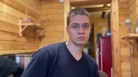 AliceEve online show from December 1, 2025, 10:09 am