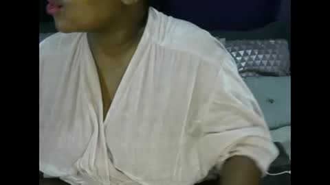 Snapshot of realsweetheart chatting on February 19, 2026, 7:59 am REAL1SWEETHEART online show from February 19, 2026, 7:59 am