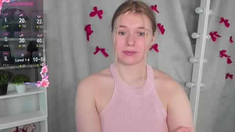 rebecca_____ online show from February 20, 2025, 6:46 pm