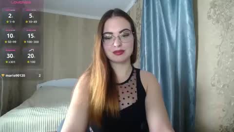 Snapshot of rebecca_ccaa chatting on November 30, 2025, 11:25 am Rebecca online show from November 30, 2025, 11:25 am