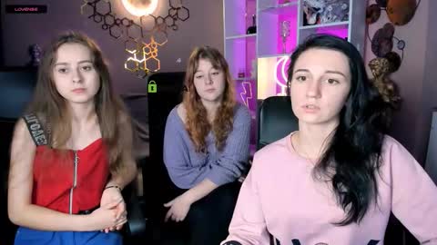 rebecca_smile_ online show from October 15, 2025, 7:03 pm