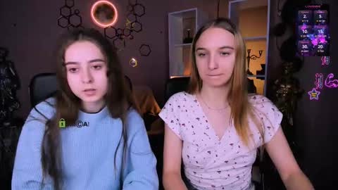 rebecca_smile_ online show from December 15, 2025, 1:15 pm