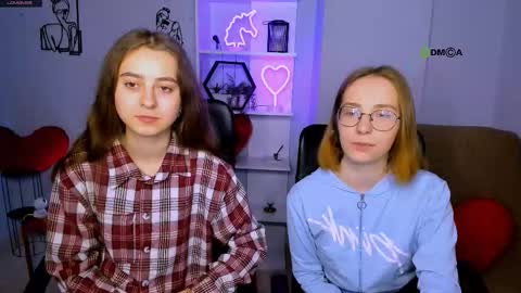 rebecca_smile_ online show from December 22, 2025, 1:19 pm