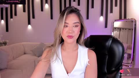 Rebe online show from January 30, 2025, 3:22 am