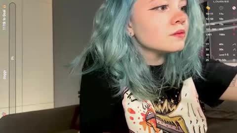 Snapshot of rebeccaniksoon chatting on February 13, 2026, 3:24 am Rebecca Nikson online show from February 13, 2026, 3:24 am