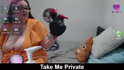 rebeccasummercam online show from November 12, 2025, 7:35 pm