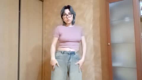 Snapshot of rebeckaaspinwall chatting on February 6, 2026, 2:20 pm Zoe online show from February 6, 2026, 2:20 pm