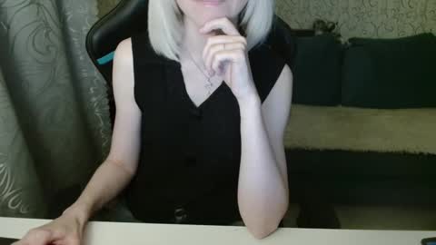 Snapshot of rebesaolset chatting on February 7, 2025, 3:52 pm RebesaOlset online show from February 7, 2025, 3:52 pm