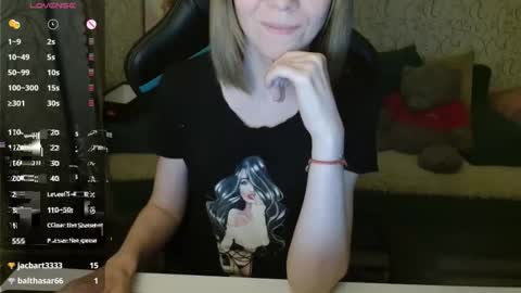 Snapshot of rebesaolset chatting on September 25, 2025, 4:11 pm RebesaOlset online show from September 25, 2025, 4:11 pm