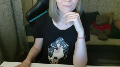 Snapshot of rebesaolset chatting on September 30, 2025, 3:39 pm RebesaOlset online show from September 30, 2025, 3:39 pm