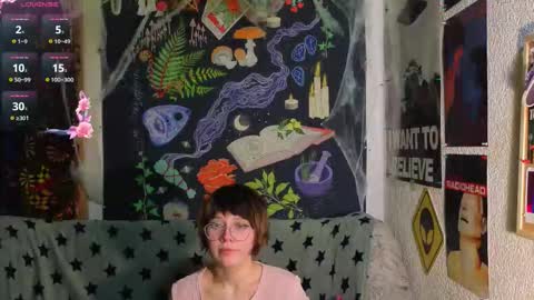 Snapshot of reborn_elf chatting on November 24, 2025, 8:41 pm Lara online show from November 24, 2025, 8:41 pm