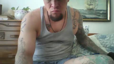 Snapshot of recka810 chatting on March 4, 2026, 6:14 pm recka810 online show from March 4, 2026, 6:14 pm