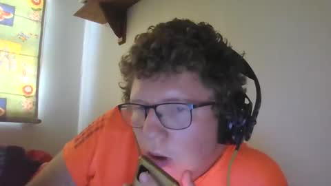 Snapshot of red454games454 chatting on January 11, 2025, 10:18 pm zsax horny online show from January 11, 2025, 10:18 pm