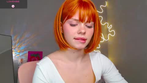 Snapshot of red__candy chatting on February 25, 2025, 8:09 pm red__candy online show from February 25, 2025, 8:09 pm