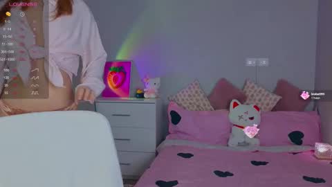 Snapshot of red__candy chatting on September 27, 2025, 12:10 pm red__candy online show from September 27, 2025, 12:10 pm