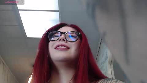 Snapshot of red_bunny_v chatting on January 8, 2026, 1:13 pm Hi Stream 800am to 200pm online show from January 8, 2026, 1:13 pm