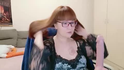 Snapshot of red_fox777 chatting on February 16, 2026, 7:43 pm Lisa online show from February 16, 2026, 7:43 pm