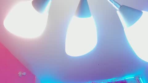 Snapshot of red_moon_1 chatting on January 10, 2025, 7:25 am Luna online show from January 10, 2025, 7:25 am