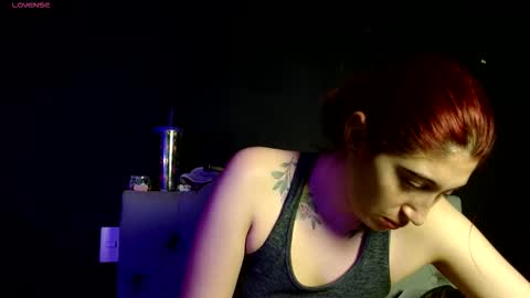 Snapshot of red_moonn chatting on January 7, 2026, 4:48 am IG OF red moonn online show from January 7, 2026, 4:48 am