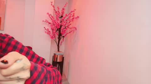 Res Moon online show from January 29, 2025, 1:16 am