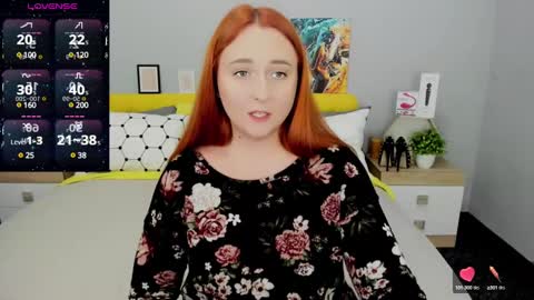 Lessy Fox online show from December 22, 2024, 5:10 pm