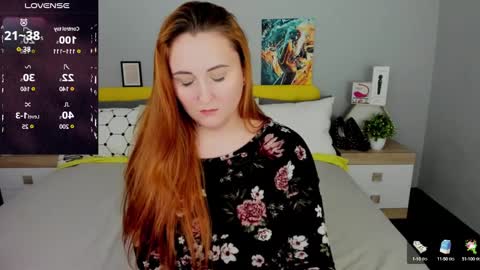 Lessy Fox online show from February 24, 2025, 2:40 am