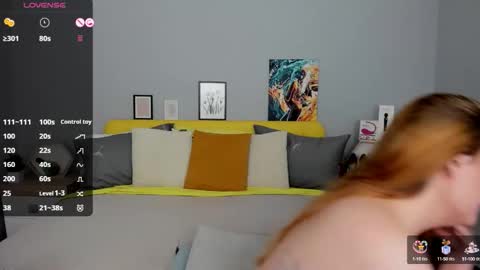 Lessy Fox online show from October 9, 2025, 5:22 pm