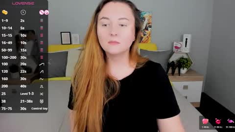 Snapshot of red_naughtyfox chatting on February 1, 2026, 12:31 am Lessy Fox online show from February 1, 2026, 12:31 am