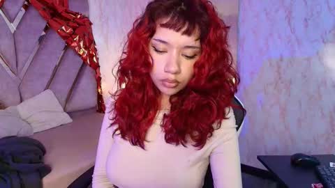 red_pandaa online show from March 17, 2026, 3:44 am
