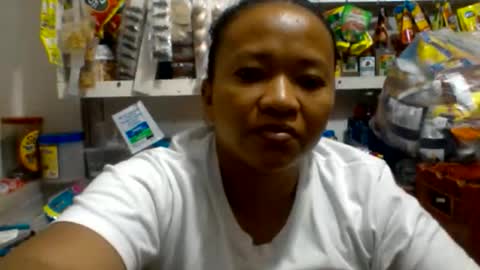 Snapshot of redazalea chatting on September 24, 2025, 2:09 pm Lita online show from September 24, 2025, 2:09 pm