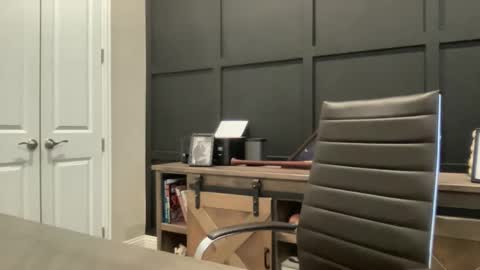 Snapshot of redbull1414 chatting on October 27, 2025, 1:04 pm RedBull online show from October 27, 2025, 1:04 pm