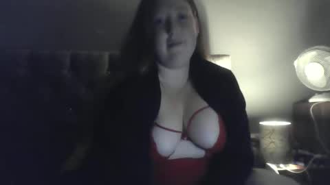Snapshot of redcannon69 chatting on September 29, 2025, 8:46 pm RedCannon69 online show from September 29, 2025, 8:46 pm