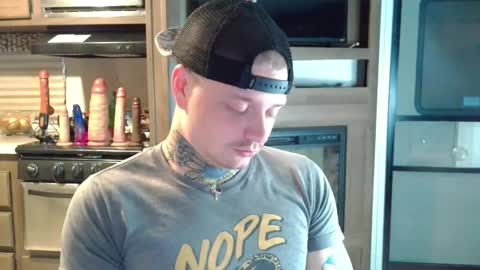 Snapshot of redinthebed chatting on December 18, 2024, 3:04 am InkedGinger online show from December 18, 2024, 3:04 am