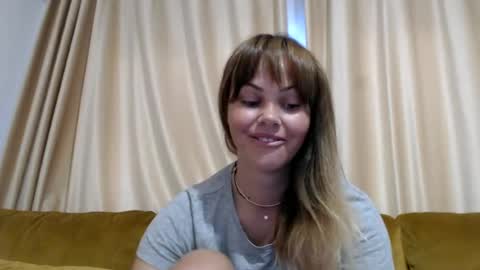 RedJessica online show from June 14, 2026, 4:58 am