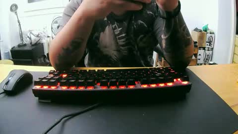 Snapshot of redjhons chatting on September 26, 2025, 9:24 am redjhons online show from September 26, 2025, 9:24 am