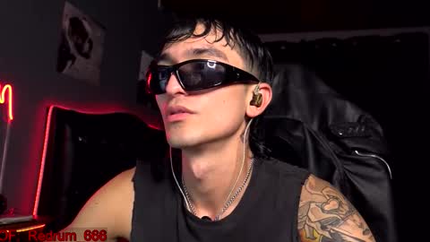 Snapshot of redrum_696 chatting on September 25, 2025, 5:16 pm Red online show from September 25, 2025, 5:16 pm