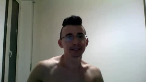 redstep0 online show from September 15, 2025, 6:19 pm