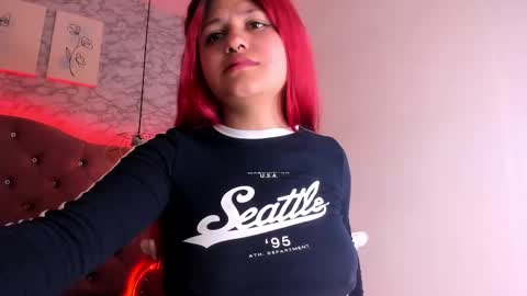   online show from February 10, 2025, 3:21 pm