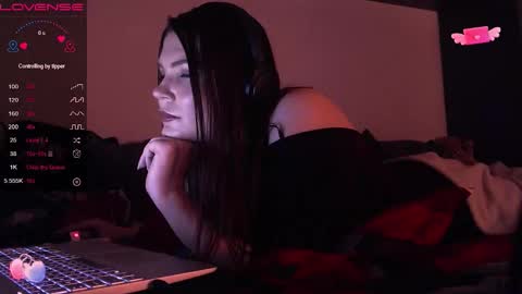 Snapshot of redyari chatting on January 10, 2026, 11:09 pm Red online show from January 10, 2026, 11:09 pm