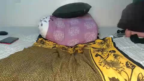 Snapshot of reem_wonder chatting on October 25, 2025, 9:06 am Reem online show from October 25, 2025, 9:06 am