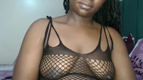 Snapshot of reem_wonder chatting on December 18, 2025, 6:41 am Reem online show from December 18, 2025, 6:41 am