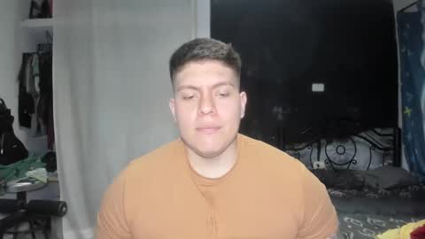 Snapshot of regan_jhonson chatting on December 25, 2024, 5:37 am regan_jhonson online show from December 25, 2024, 5:37 am