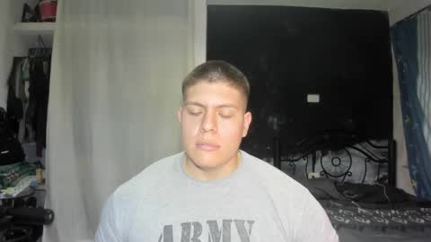 Snapshot of regan_jhonson chatting on February 4, 2025, 8:02 am regan_jhonson online show from February 4, 2025, 8:02 am