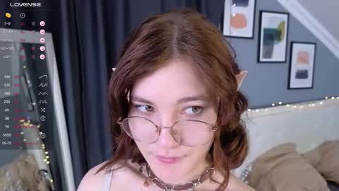 Snapshot of reginablack_ chatting on March 19, 2026, 8:35 pm reginablack_ online show from March 19, 2026, 8:35 pm